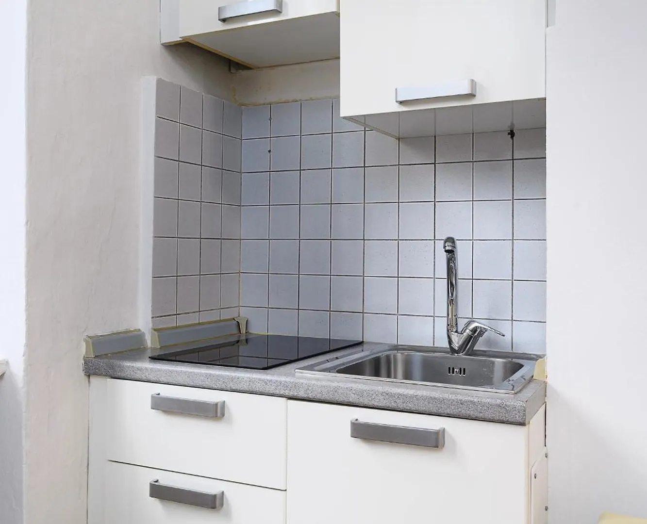 Insubria 8-Dx - Monolocale Cool Apartment Milan