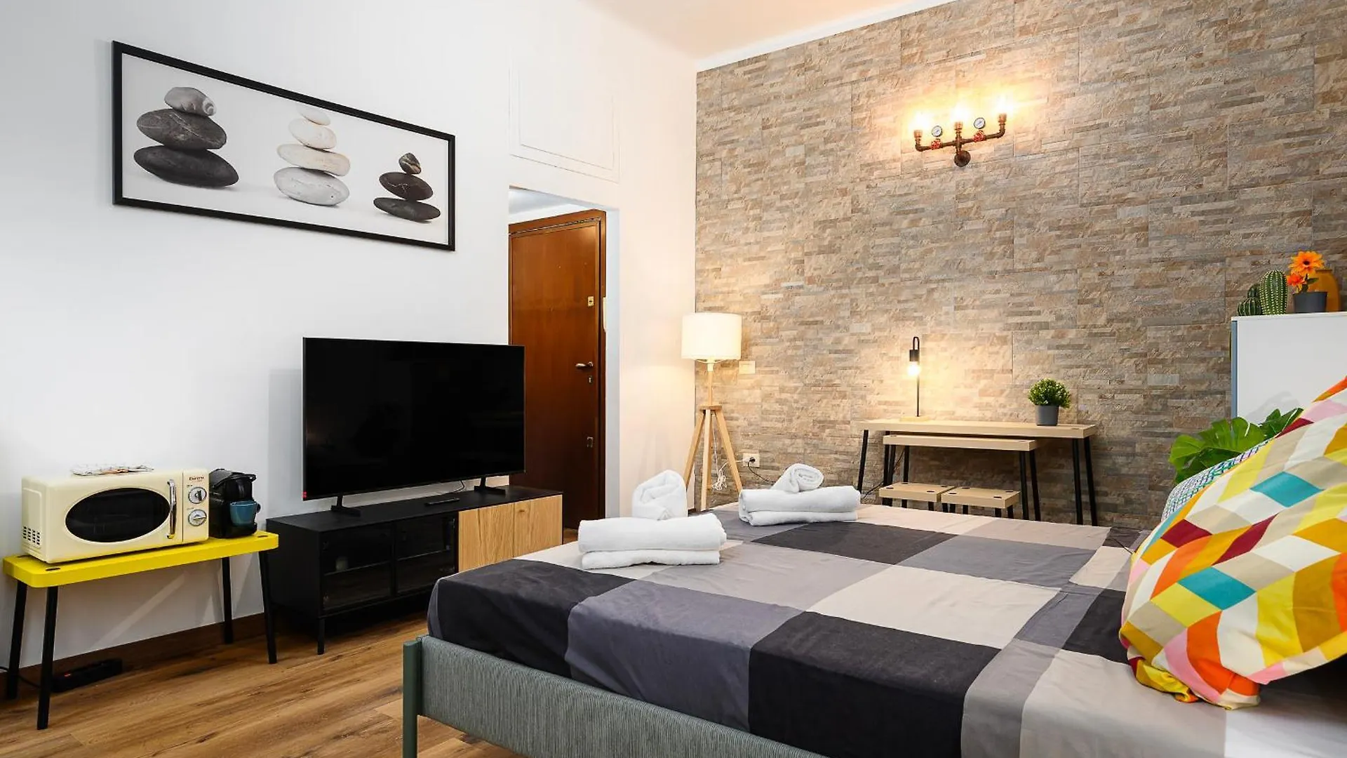Insubria 8-Dx - Monolocale Cool Apartment Milan