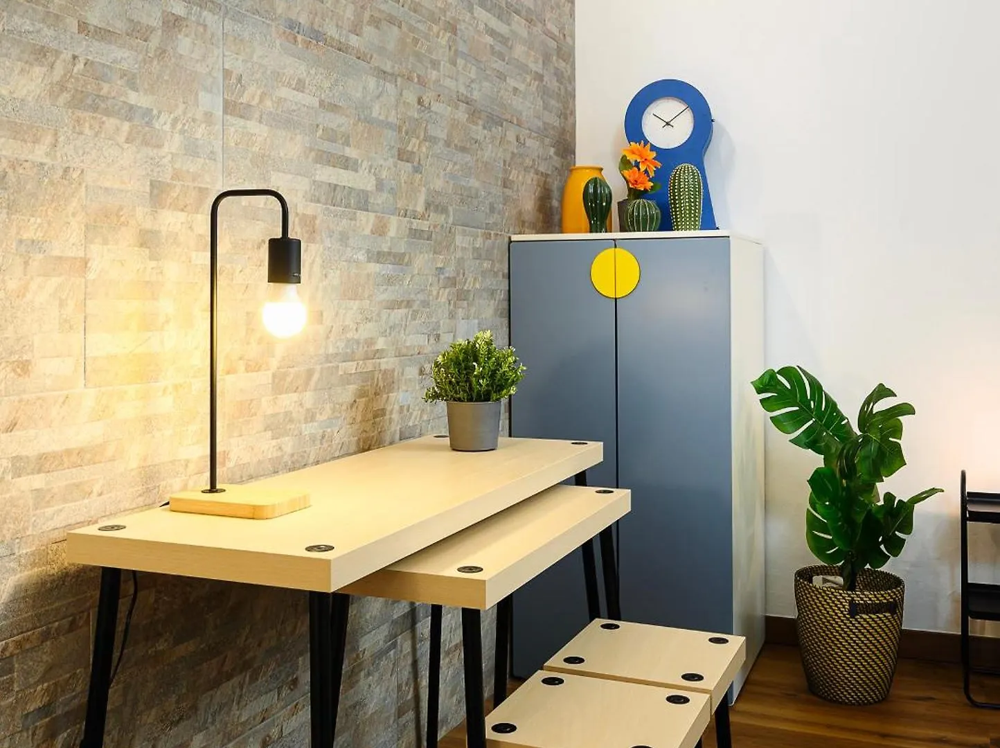 Insubria 8-Dx - Monolocale Cool Apartment Milan
